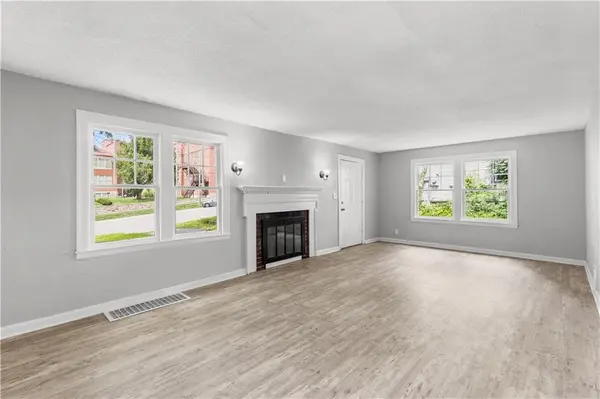 9617 E Independence AVE, Independence, MO 64053