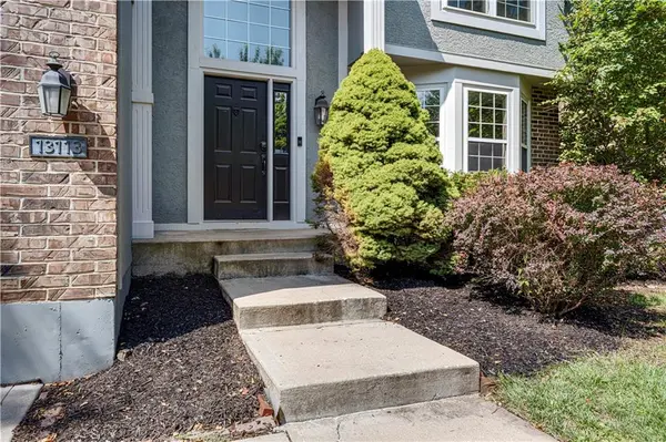 13113 W 131st ST, Overland Park, KS 66213