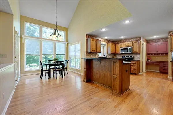 13113 W 131st ST, Overland Park, KS 66213