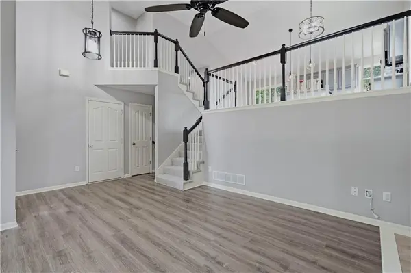 16510 W 157th TER, Olathe, KS 66062