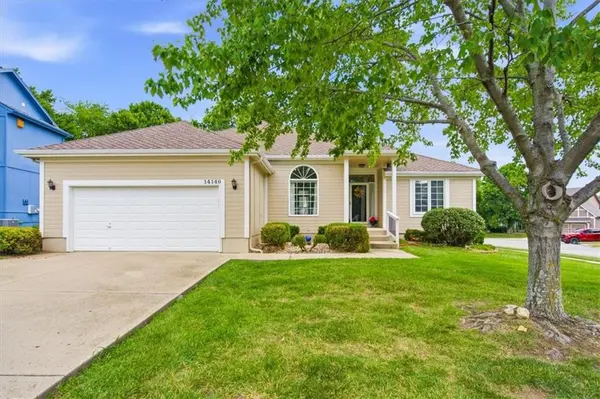 14140 W 146th TER, Olathe, KS 66062