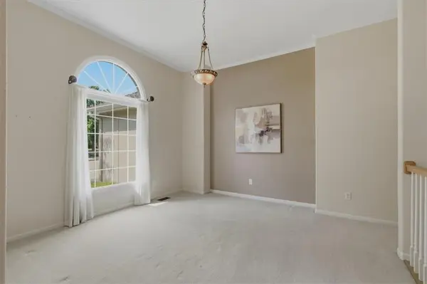 14140 W 146th TER, Olathe, KS 66062