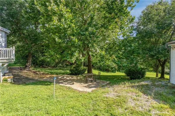827 SE 425 RD, Knob Noster, MO 65336