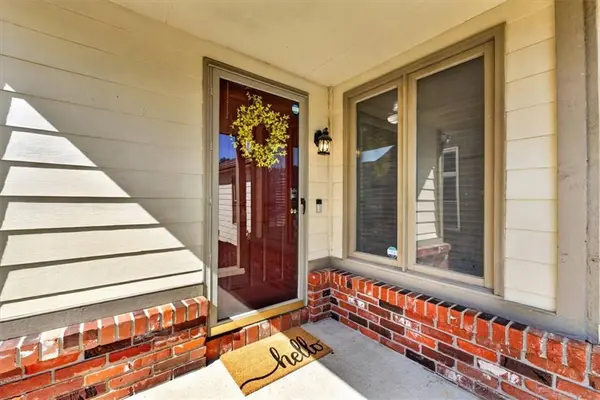4714 Harvard RD, Lawrence, KS 66049