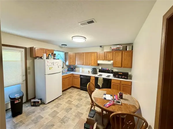 205 N Alvin ST, Maryville, MO 64468