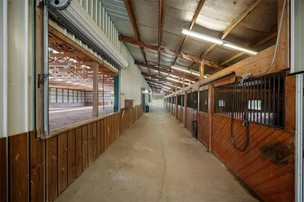 17432 Mount Olivet RD, Leavenworth, KS 66048