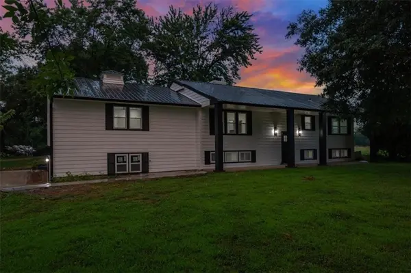 28414 S State Route Dd HWY, Harrisonville, MO 64701