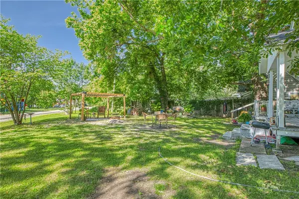 800 W 3rd ST, Pittsburg, KS 66762
