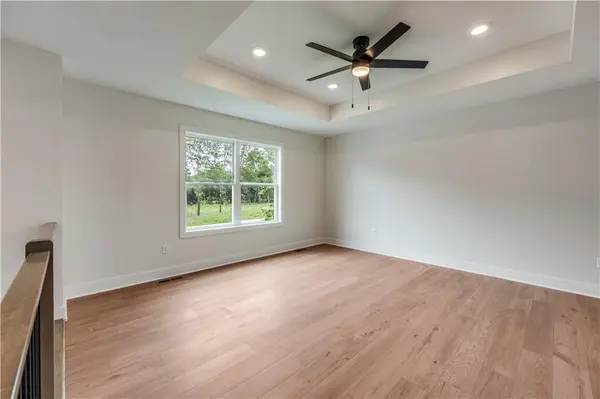 326 NE 21st RD, Warrensburg, MO 64093