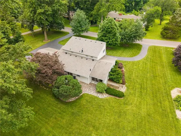 4915 N Kansas AVE, Kansas City, MO 64119