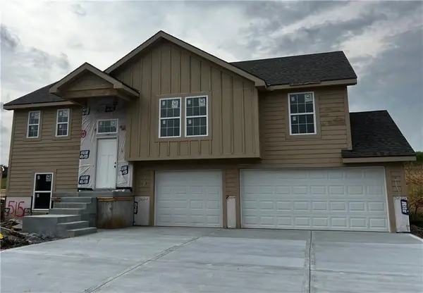 515 Skyview LN, Liberty, MO 64068