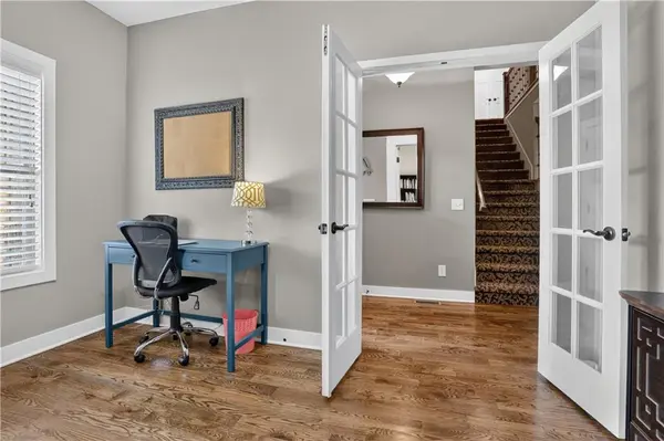 9220 N Dawn AVE, Kansas City, MO 64154