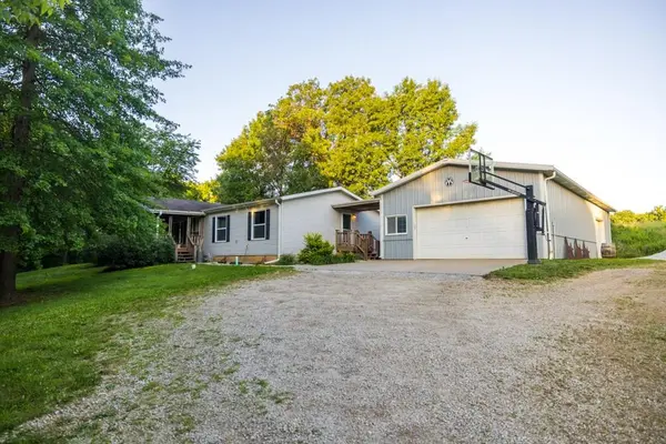12895 214th ST, Linwood, KS 66052