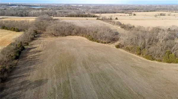 1775 Nebraska RD, Iola, KS 66749