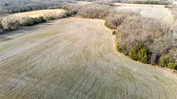 1775 Nebraska RD, Iola, KS 66749