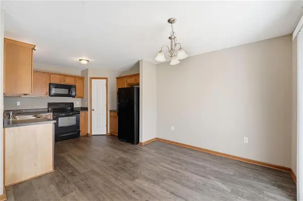 1631 Garrett DR, Blue Springs, MO 64015