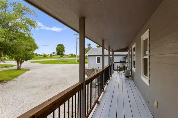 124 E 2300th RD, Wellsville, KS 66092