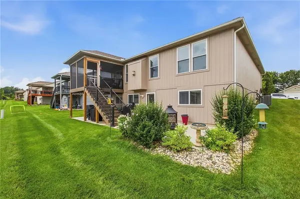 1819 N Keenan ST, Independence, MO 64058