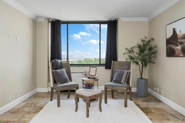 700 E 8th ST #5K, Kansas City, MO 64106