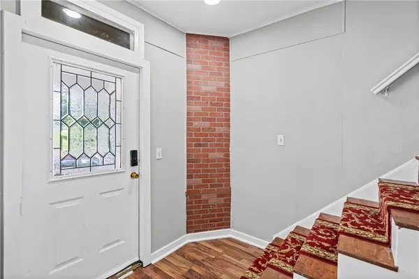 611 N Spring ST, Independence, MO 64050