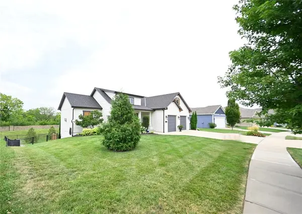 7035 N Ewing AVE, Kansas City, MO 64119