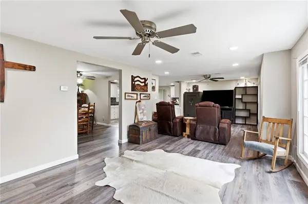 1620 E 10th ST, Sedalia, MO 65301