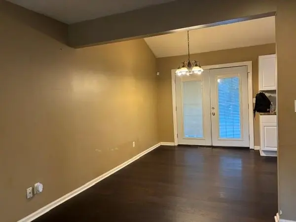 6704 E 129th ST, Grandview, MO 64030