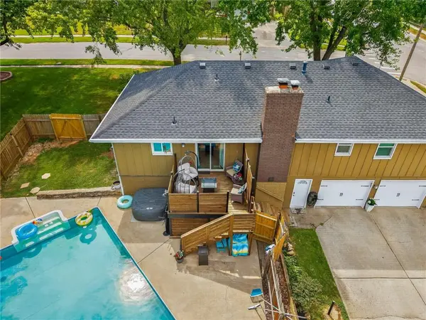 7511 N BROOKLYN AVE, Gladstone, MO 64118