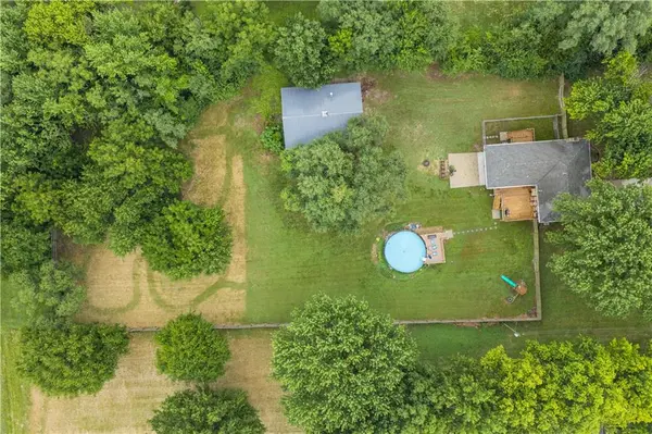 13968 McIntyre RD, Leavenworth, KS 66048