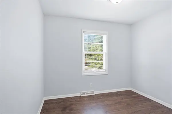 8602 E 110th ST, Kansas City, MO 64134