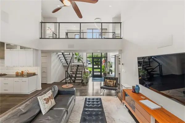 612 NW 40th TER, Kansas City, MO 64116