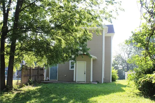 1216 S Main ST, Independence, MO 64055