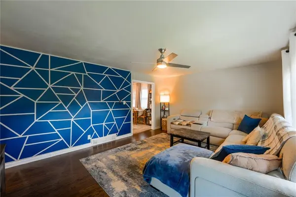 8312 Highland AVE, Kansas City, MO 64131