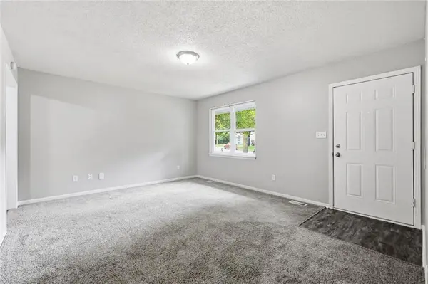 15 Brooks CT, Liberty, MO 64068