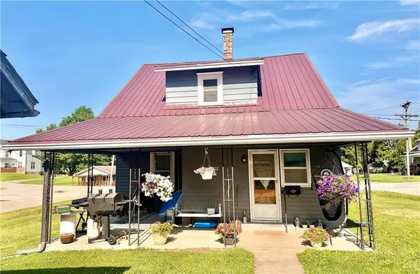 310 N Broadway ST, Princeton, MO 64673