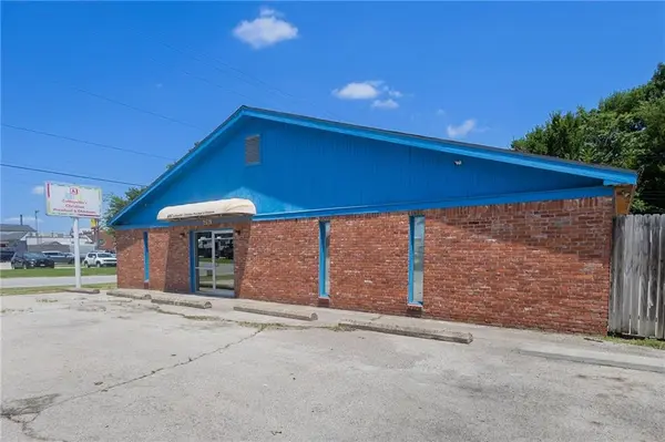 1201 S Willow ST, Coffeyville, KS 67337