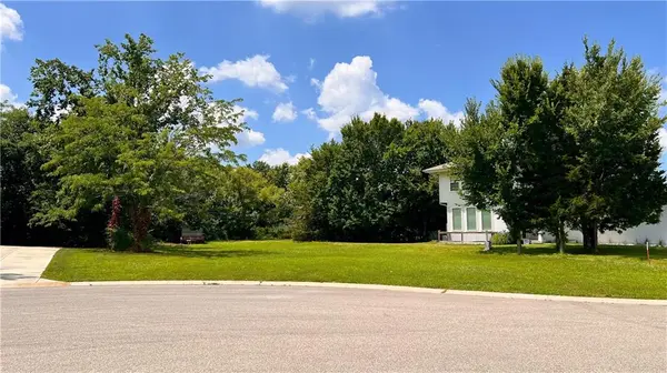 22315-22317 W 76th ST, Shawnee, KS 66227