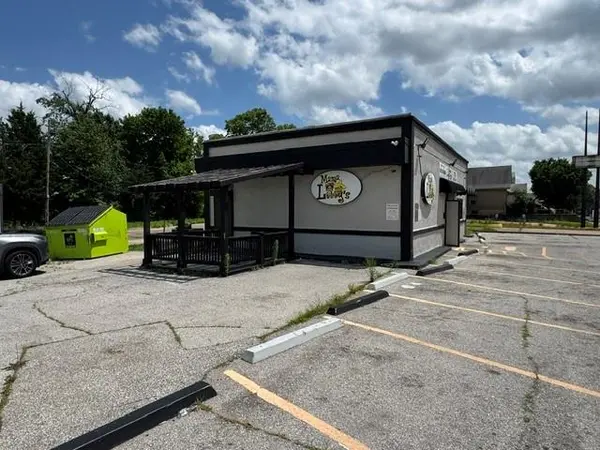 6901 Prospect AVE, Kansas City, MO 64132