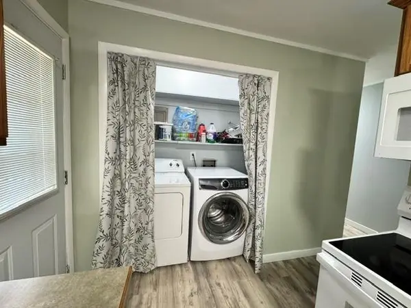 721 E Garfield ST, Iola, KS 66749