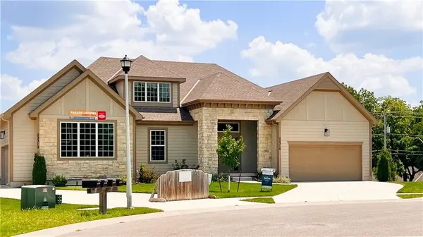 22316-22318 W 76th ST, Shawnee, KS 66227