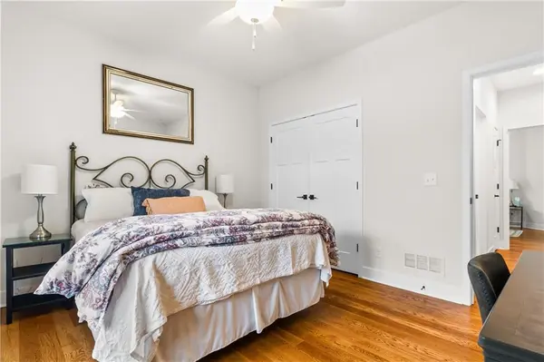 184 21st RD, Warrensburg, MO 64093