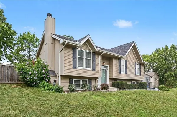 8626 N Wayland AVE, Kansas City, MO 64153