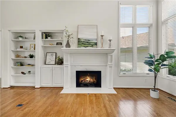4530 W 90th ST, Prairie Village, KS 66207