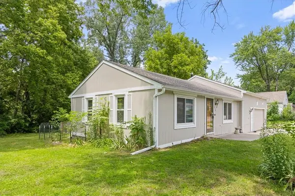 1618 S McCoy ST, Independence, MO 64055