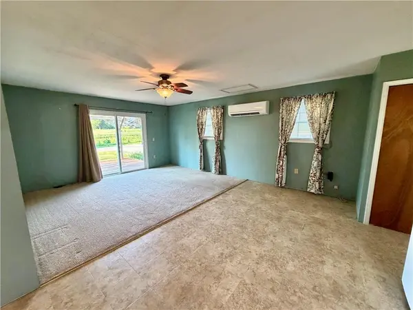 101 N Cherry ST, Clearmont, MO 64431
