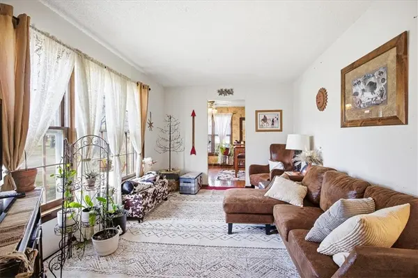 15116 Chestnut ST, Basehor, KS 66007