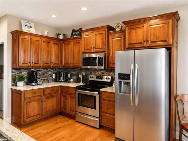 13918 Dakota CT, St Joseph, MO 64505