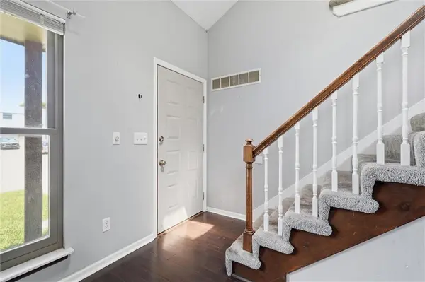 10809 HASKINS ST, Lenexa, KS 66210