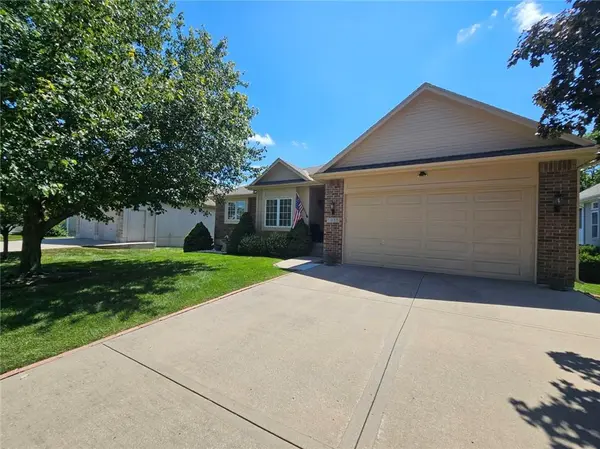 1915 Meadowlark DR, Raymore, MO 64083