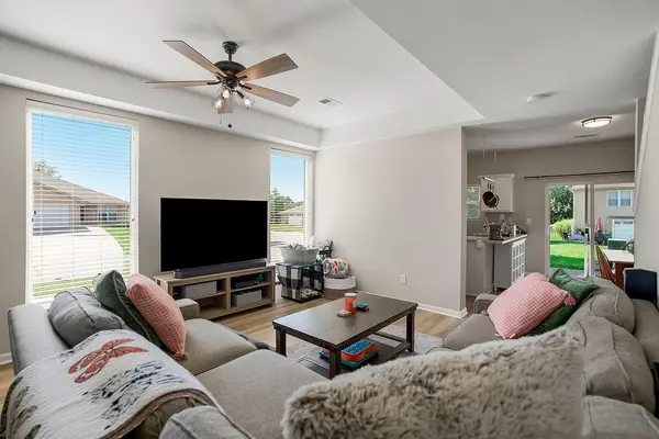 209 N 6th TER, Louisburg, KS 66053
